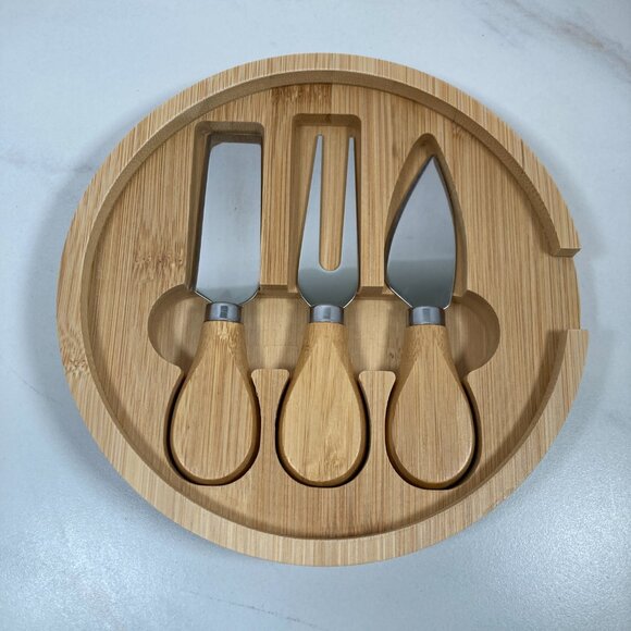 Bamboo Round Serving Set w/Tools - 6.9" Diameter - Cheese Cutlery - Picture 2 of 6